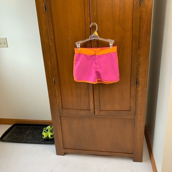 LL BEAN girls board shorts swim snap close adjustable waist size 10 - Picture 1 of 6